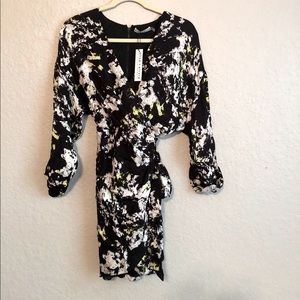 Alice + Olivia Black & White Wrap dress
